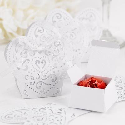 Red Little Snow Direct 20pcs Love Heart Luxury Boxes With Organza Ribbons Wedding Party Favour Laser Cut Sweets Cake Candy Gift Favor 