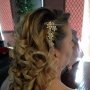 Elegant Gold Bridal Comb